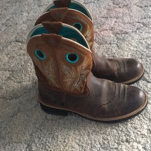 Ariat fatbaby cowgirl boots